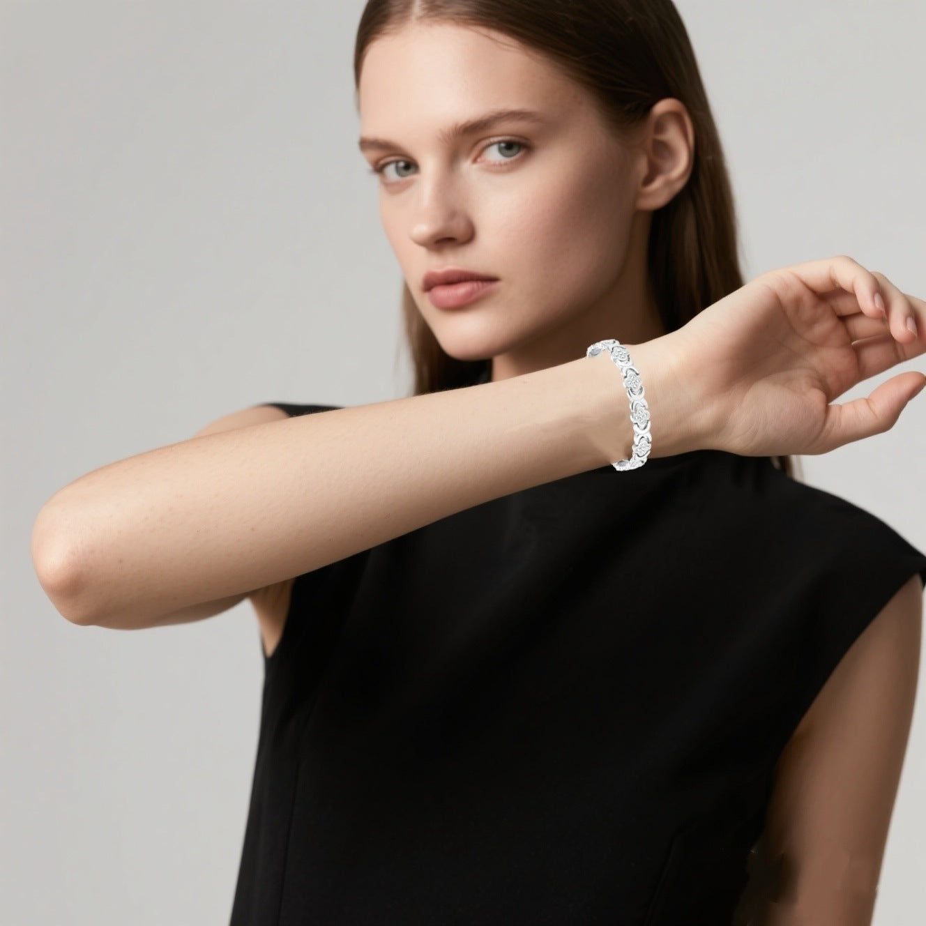 Four-leaf clover bracelet